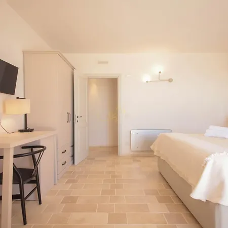 Villa Td Tenuta Donna Madia Sea View Pool Over Vineyard Monopoli